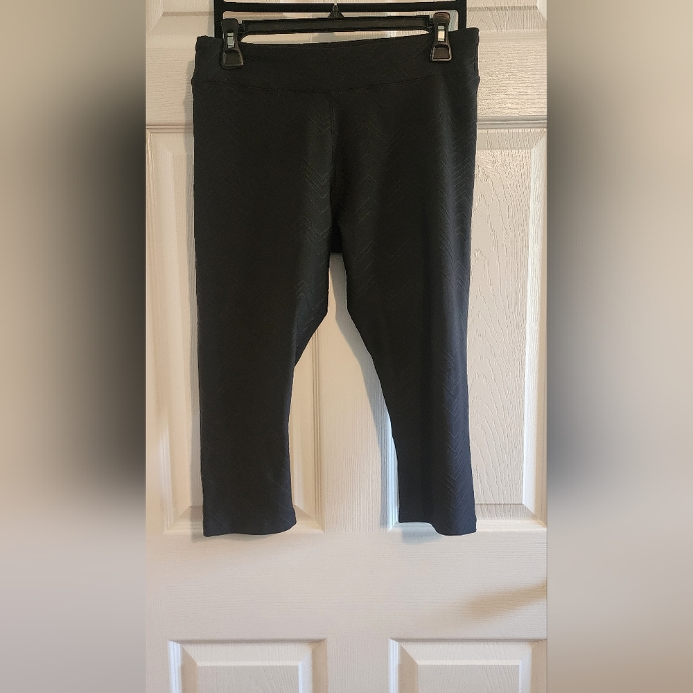 Black Women Capri Leggings